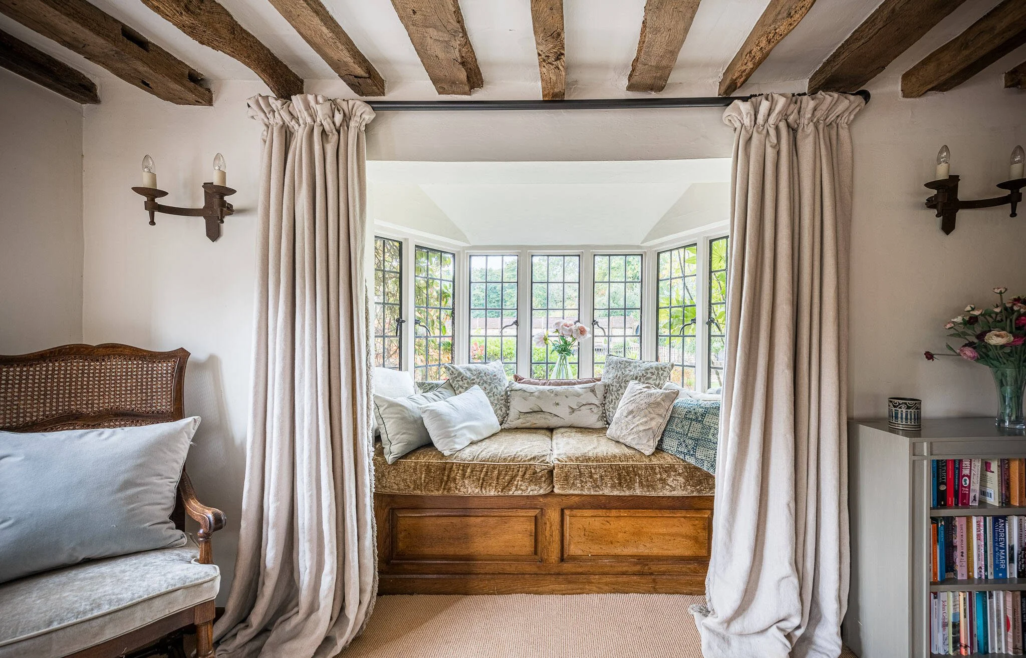 surrey-15-century-country-house-film-photo-shoot-hire-sitting-room-window-seat.jpg