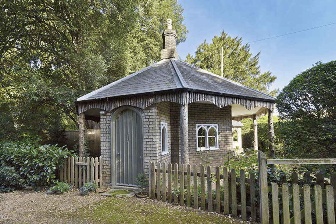 cambridgeshire-stately-period-home-film-photo-shoot-events-hire-gate-house.png