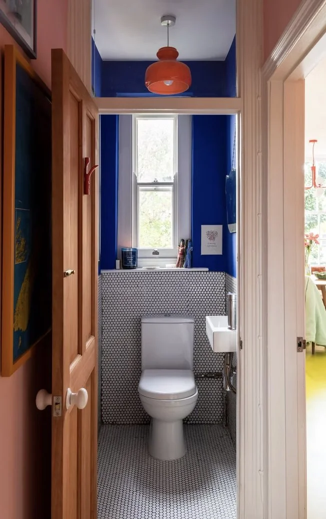 london-kitsch-wes-anderson-pink-apartment-film-photo-shoot-location-hire-blue-toilet.jpg