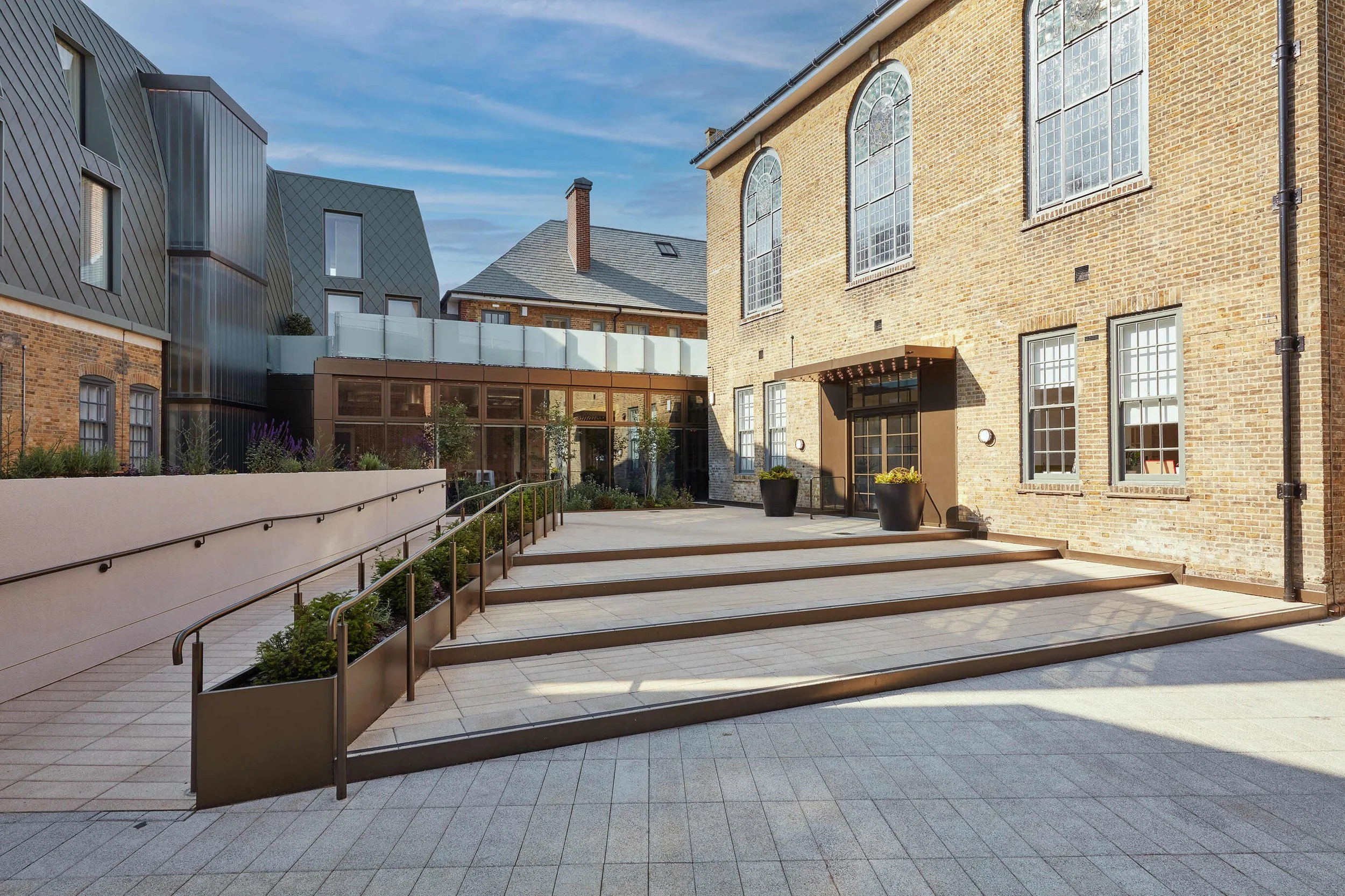 london-period-art-deco-town-hall-film-photo-shoot-event-location-unique-venue-hire-courtyard.jpg