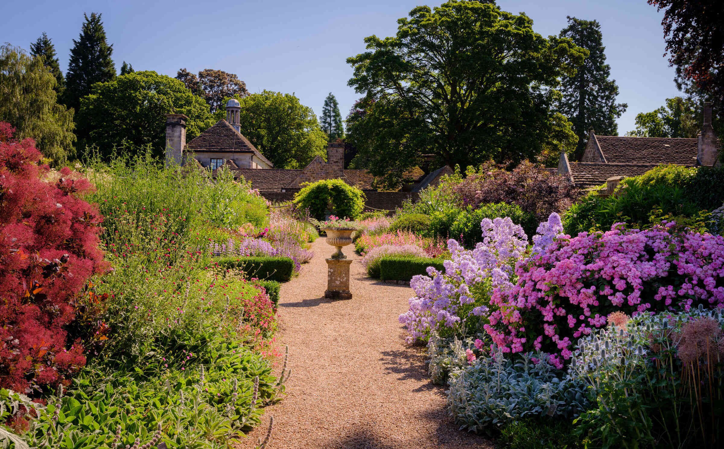 sussex-period-elizabethan-mansion-film-photo-shoot-location-unique-venue-hire-fountain.jpg