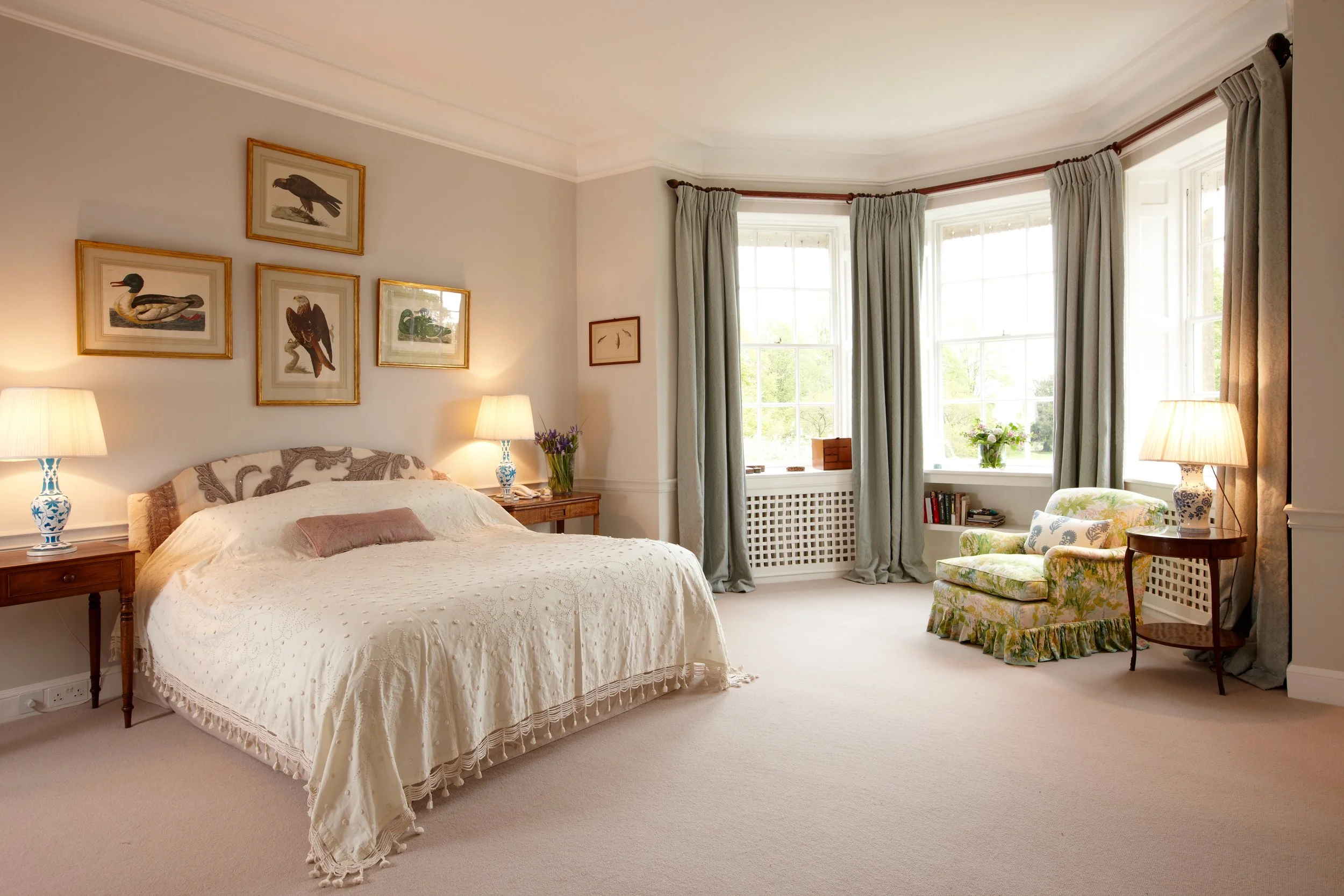 cotswolds-period-manor-house-film-photo-shoot-event-location-unique-venue-hire-master-bedroom.jpg