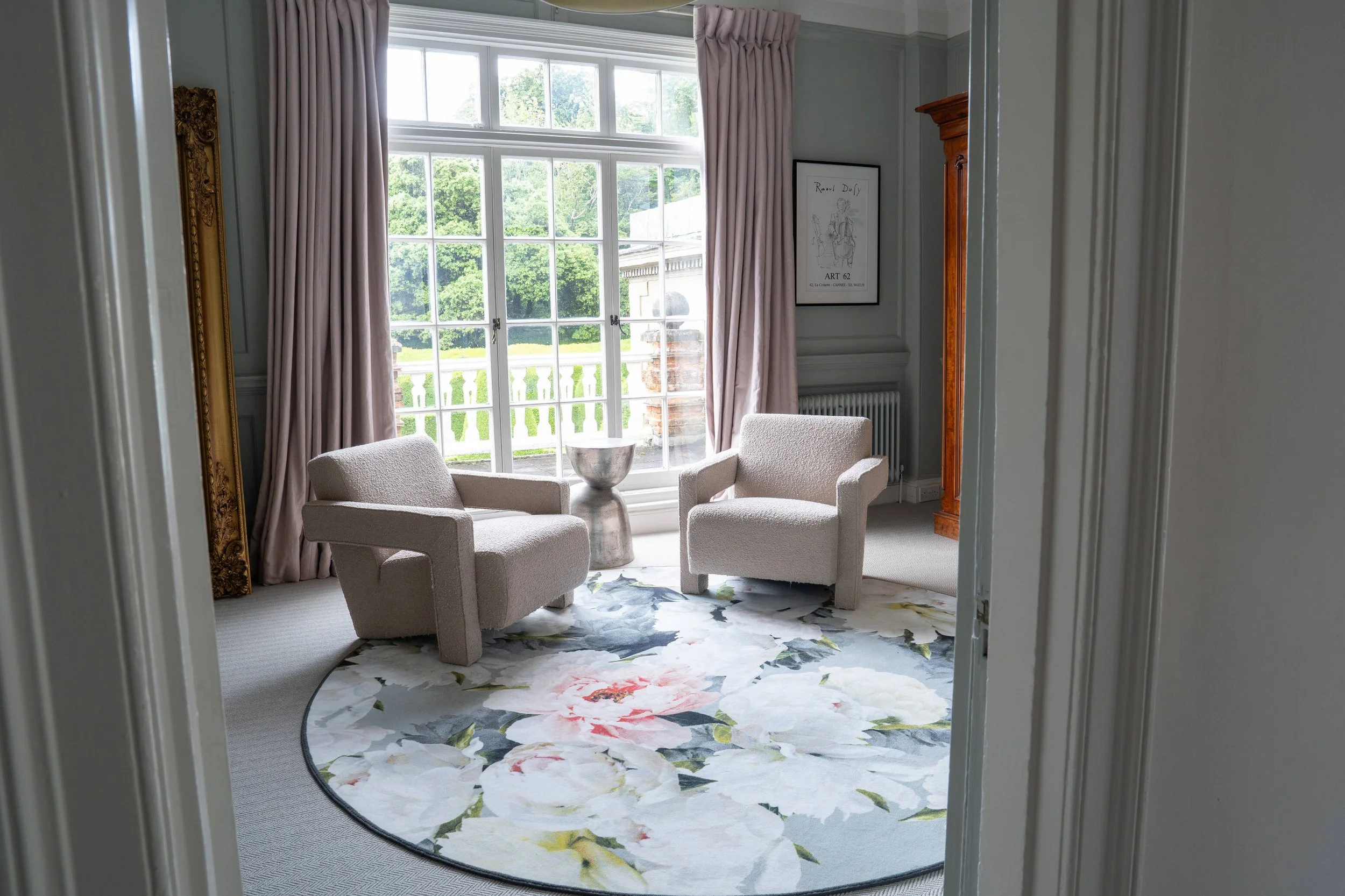 cambridgeshire-period-manor-house-film-photo-shoot-event-location-unique-venue-hire-two-chairs.jpg