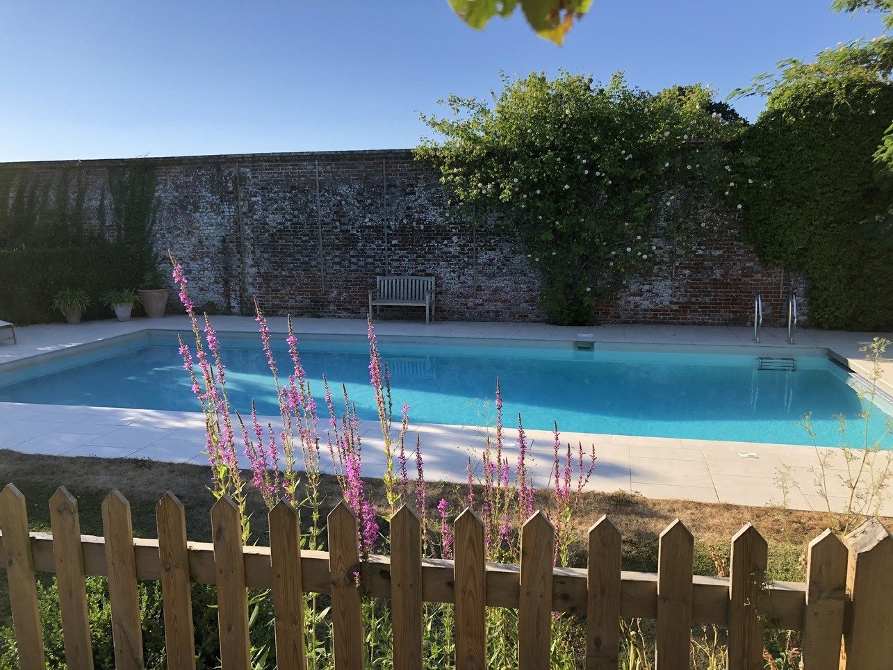 west-sussex-stately-home-film-photo-shoot-location-hire-outdoor-pool.jpeg