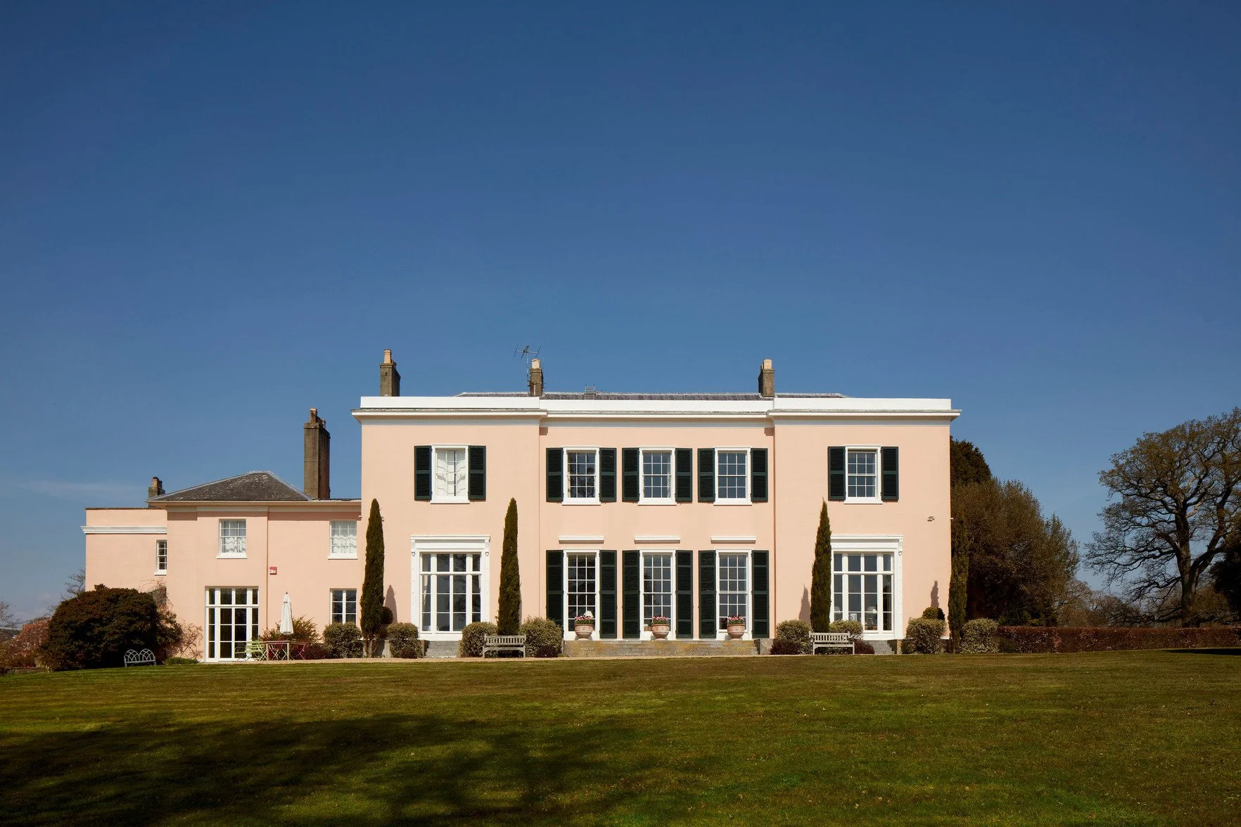 west-sussex-stately-home-film-photo-shoot-location-hire-pink-manor-house.jpg