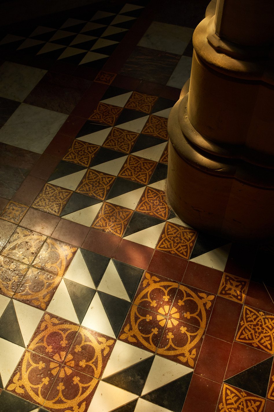 west-sussex-period-convent-film-photo-shoot-location-unique-venue-hire-tiled-floor-chapel.jpg