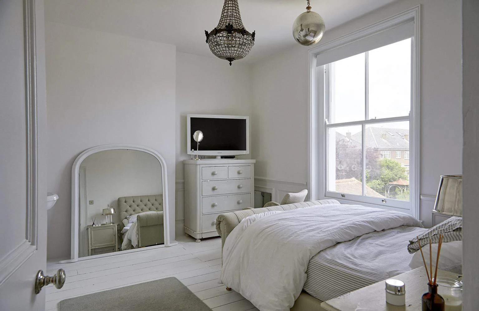 surrey-historic-period-georgian-house-film-photo-shoot-location-unique-venue-event-hire-bedroom-drawers.jpg
