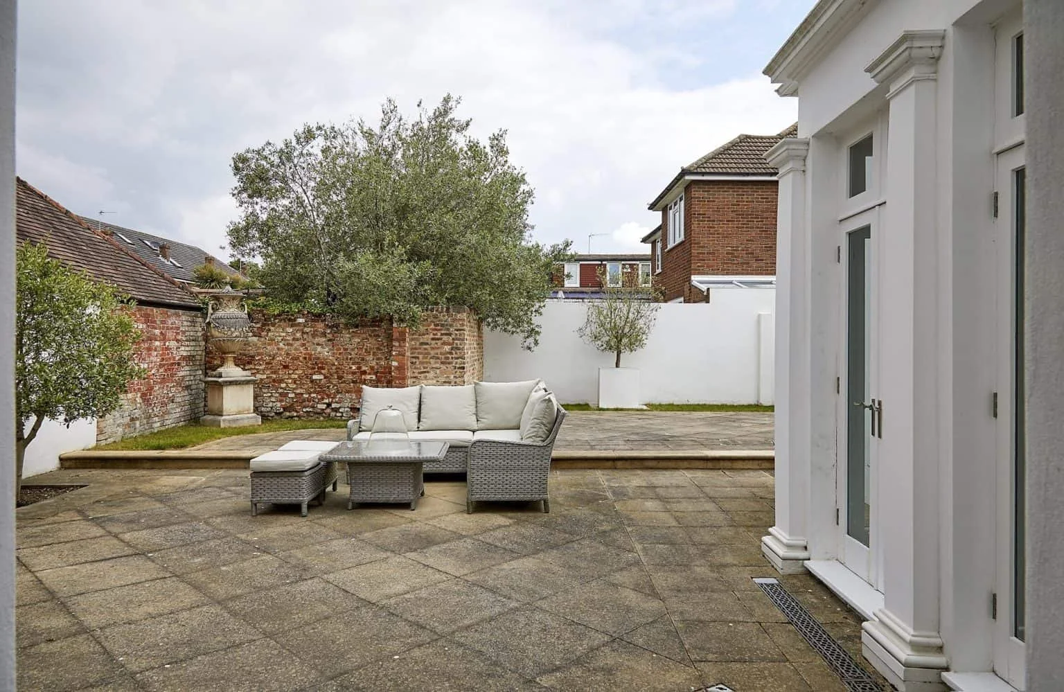 surrey-historic-period-georgian-house-film-photo-shoot-location-unique-venue-event-hire-garden-patio-set.jpg