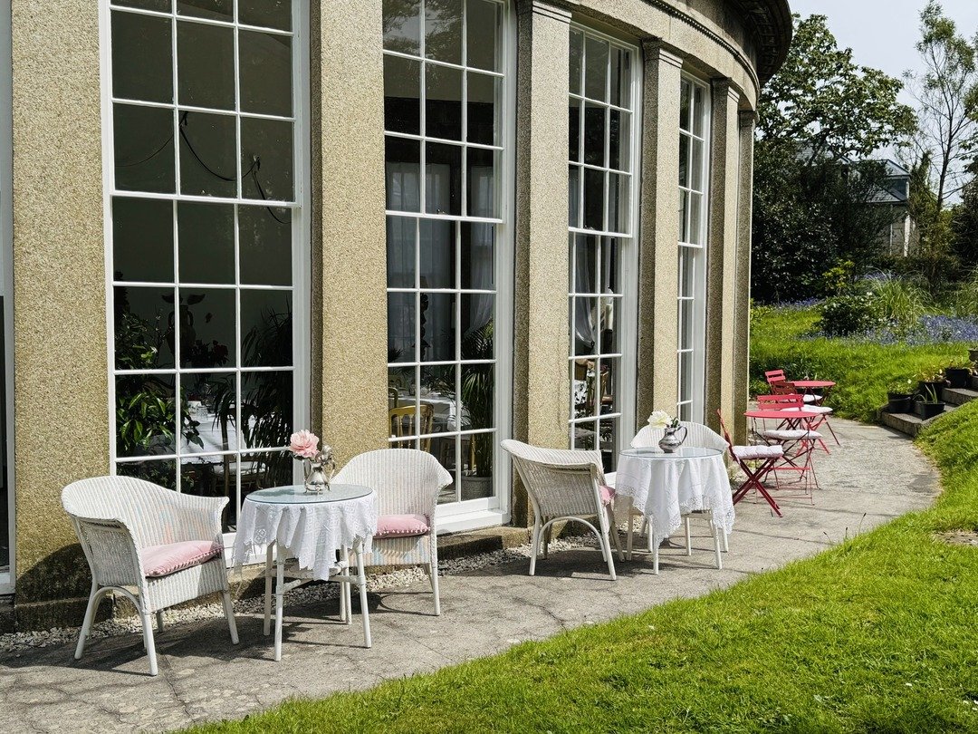 cornwall-historic-regency-country-house-film-photo-shoot-event-location-unique-venue-hire-exterior-seating.jpeg