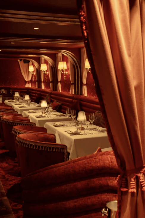 london-historic-private-members-club-film-photo-shoot-event-location-unique-venue-hire-fine-dining-restaurant-tables.png