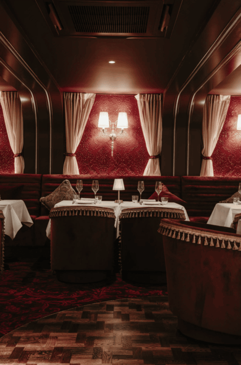 london-historic-private-members-club-film-photo-shoot-event-location-unique-venue-hire-fine-dining-restaurant-white-curtains.png