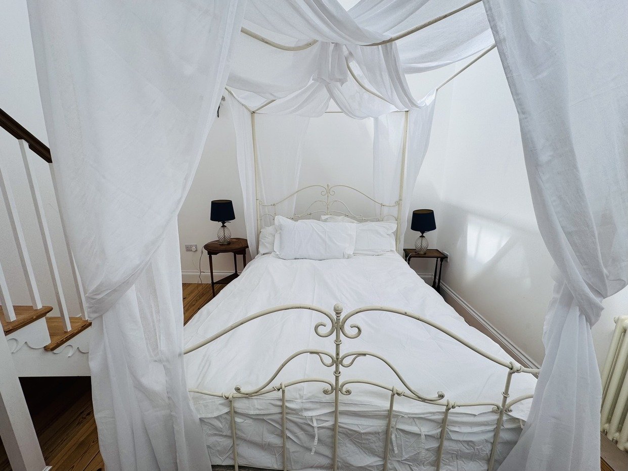 cornwall-historic-regency-country-house-film-photo-shoot-event-location-unique-venue-hire-white-bedroom.jpg