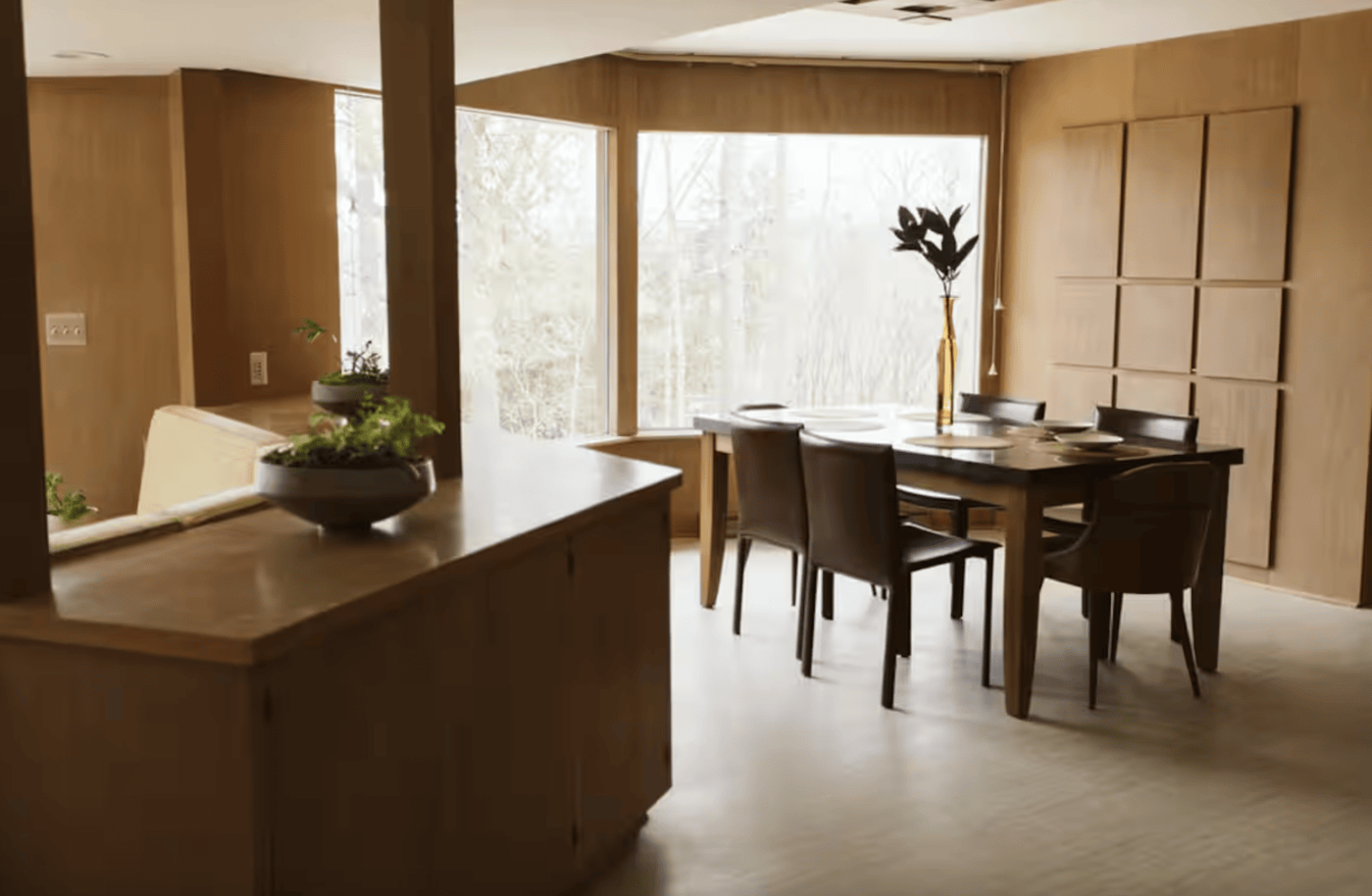 wisconsin-usa-retro-1960s-photo-film-shoot-location-modern-open-plan-dining-area.png