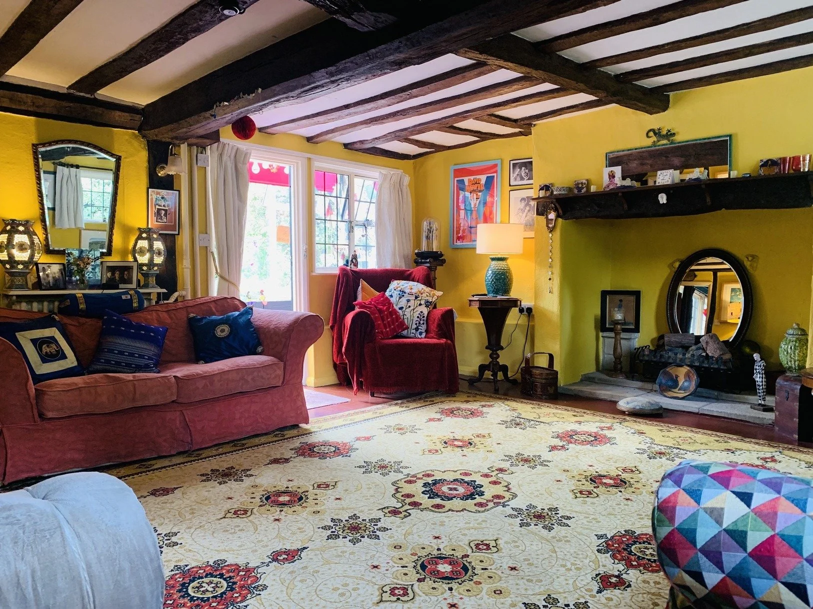 cambridgeshire-thatched-cottage-film-photo-shoot-location-unique-venue-hire-sitting-room-ceiling-exposed-beams.jpg