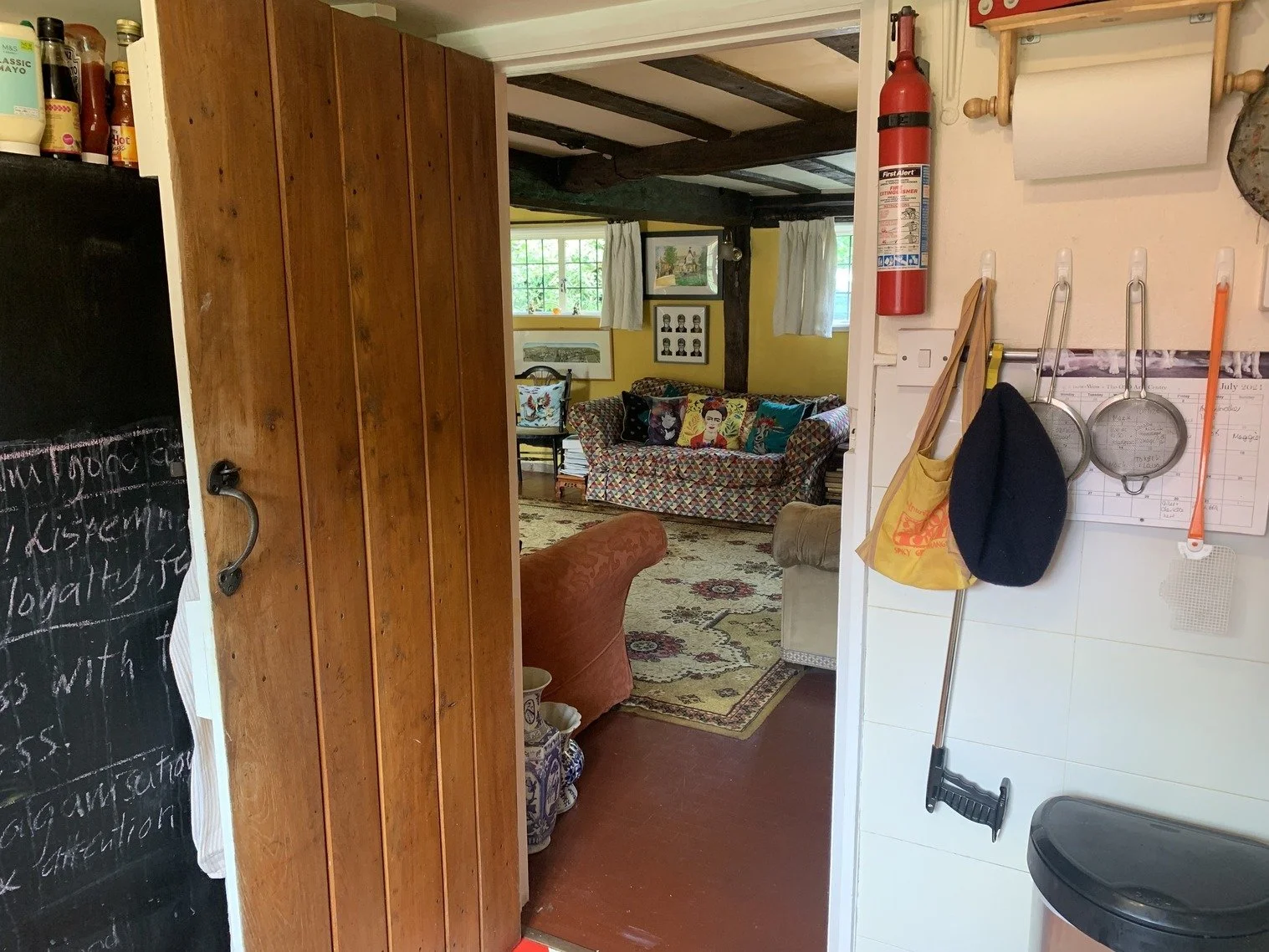cambridgeshire-thatched-cottage-film-photo-shoot-location-unique-venue-hire-kitchen-door.jpg
