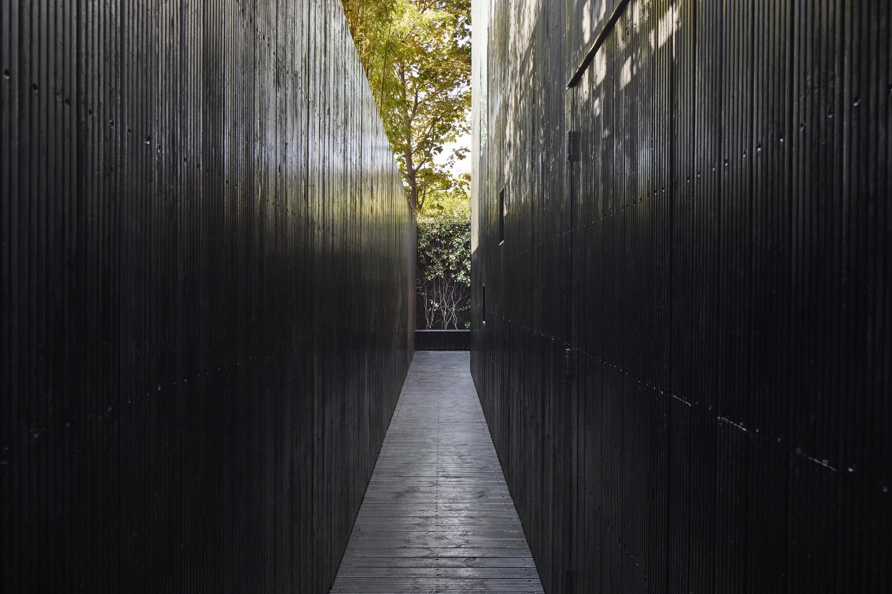 london-minimalist-timber-clad-modern-house-film-photo-shoot-location-unique-venue-hire-external-passageway (1).jpg