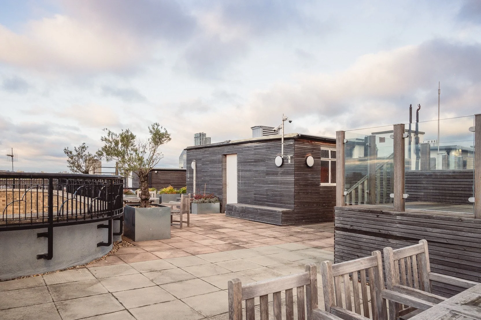 florin-court-london-art-deco-film-photo-shoot-location-hire-roof-top-.jpg