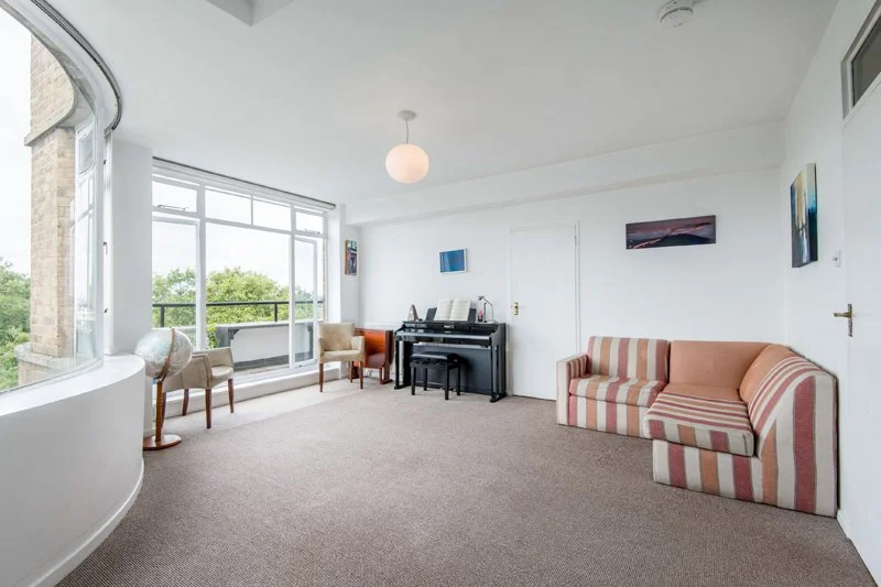 london-florin-court-art-deco-penthouse-apartment-lounge.jpg