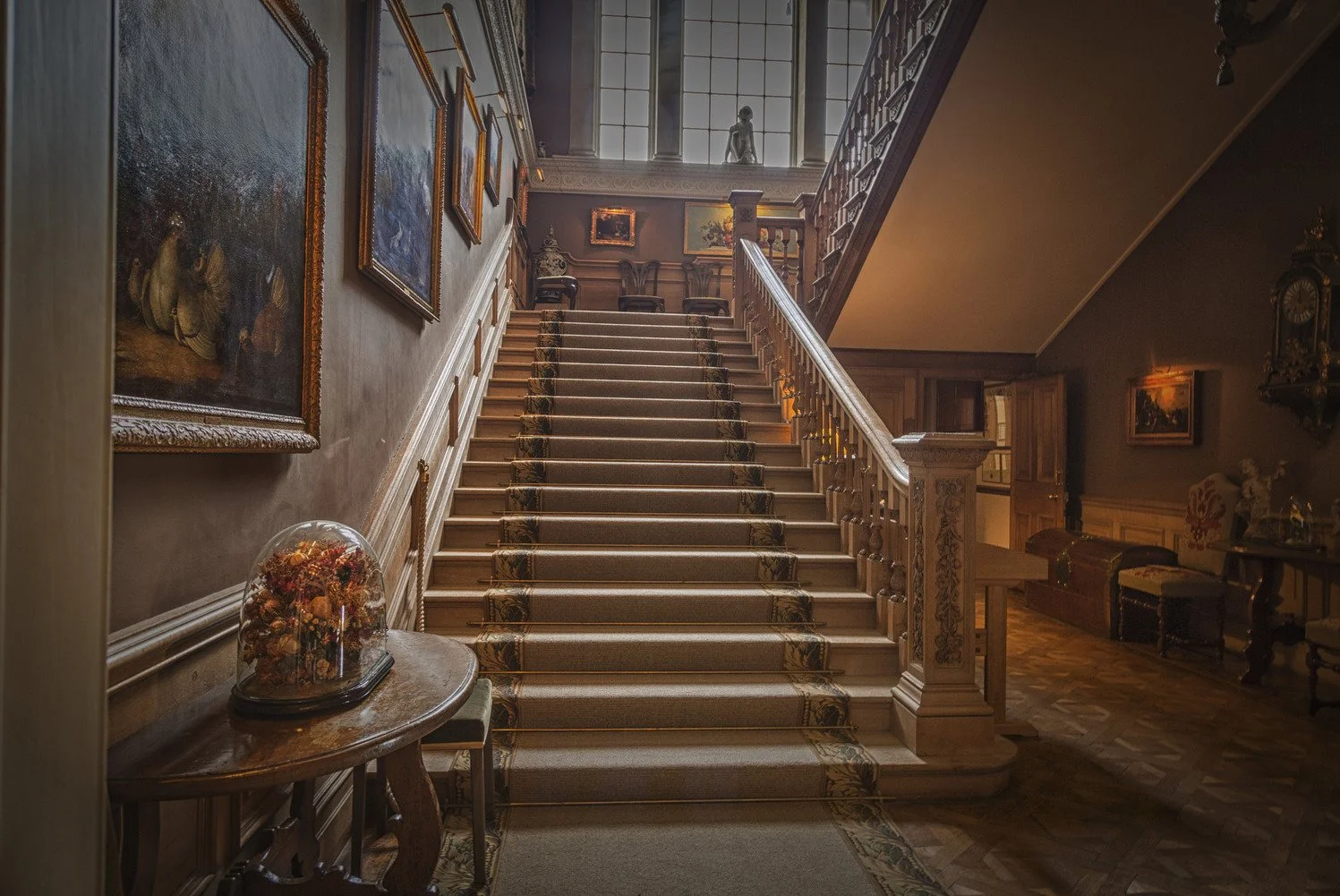 hampshire-edwardian-country-mansion-period-film-photo-shoot-event-venue-hire-grand-staircase.jpg