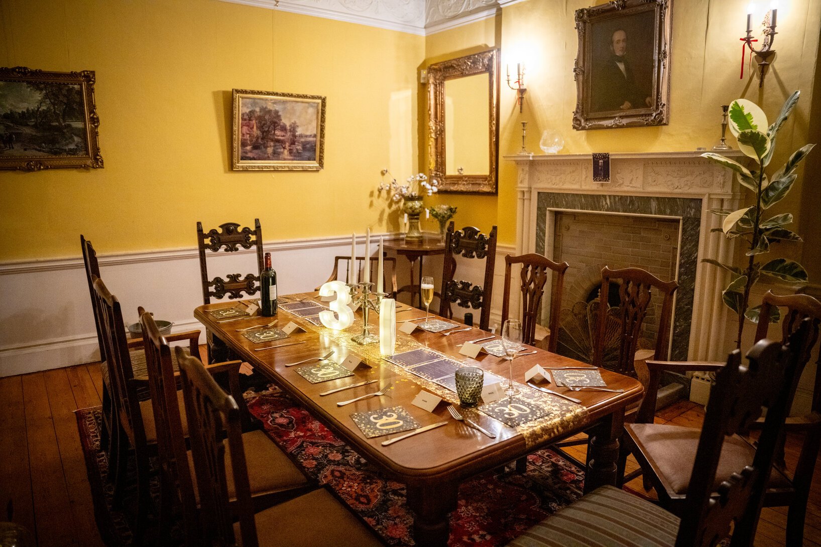 lincolnshire-historic-georgian-victorian-manor-house-estate-film-location-shoot-events-hire-dining-room-table.jpeg