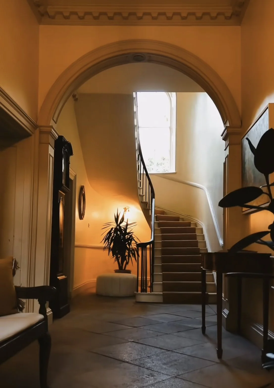 lincolnshire-historic-georgian-victorian-manor-house-estate-film-location-shoot-events-hire-yellow-hallway.JPEG