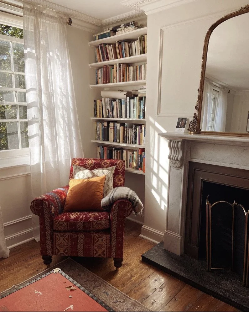 london-historic-georgian-townhouse-estate-film-photo-shoot-location-hire-book-shelves.jpg