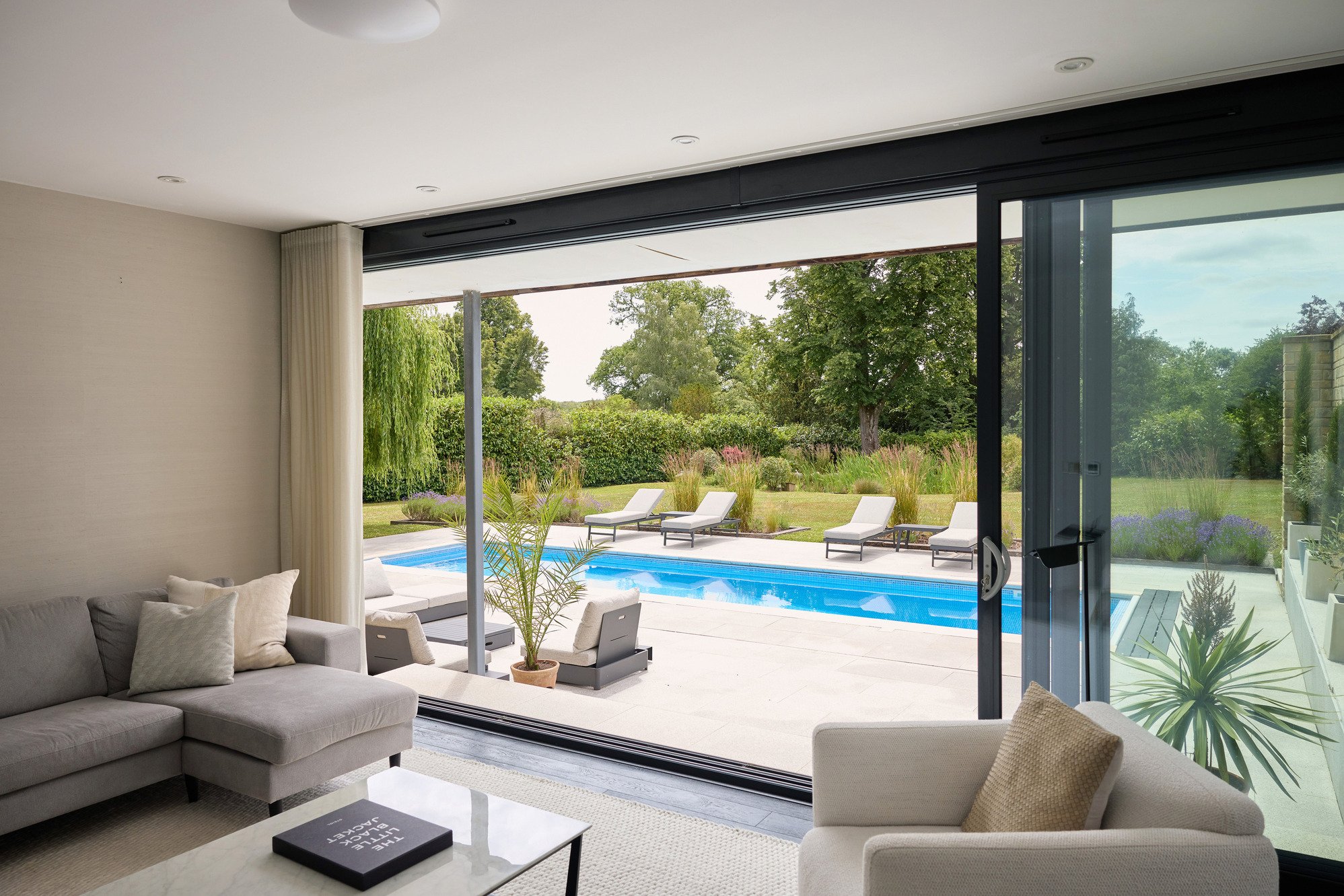 surrey-contemporary-luxury-residence-film-photo-shoot-events-location-hire-patio-doors.jpg