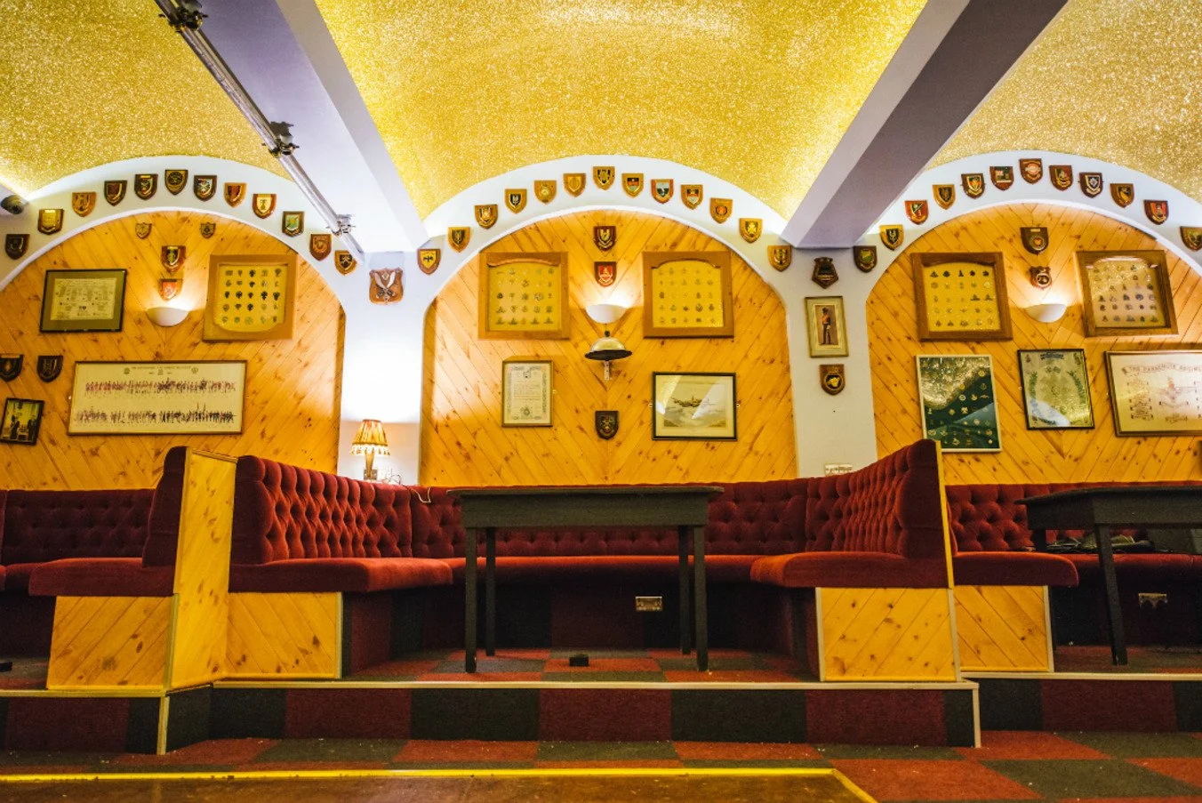 london-historic-iconic-retro-working-mens-club-film-photo-shoot-location-hire-red-sofa.jpg