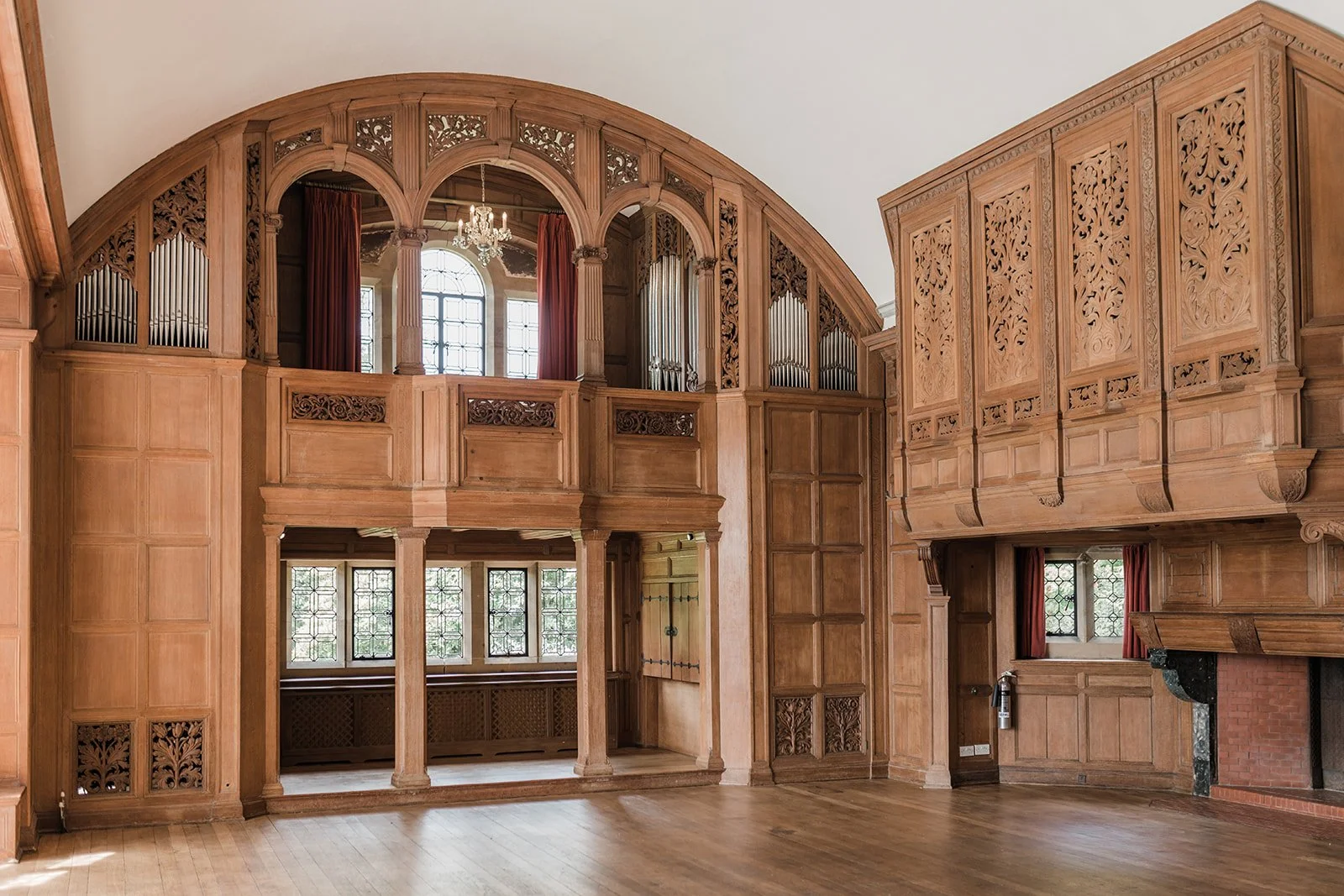 west-sussex-historic-tudor-revival-victorian-country-house-residence-events-film-photo-shoot-location-hire-wooden-gallery.jpg