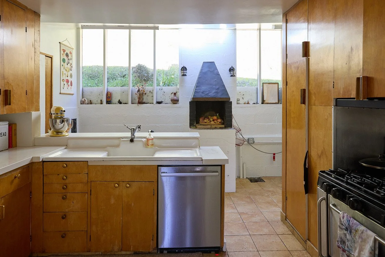 california-mid-century-modern-canyon-house-film-photo-shoot-location-hire-kitchen-windows.jpg