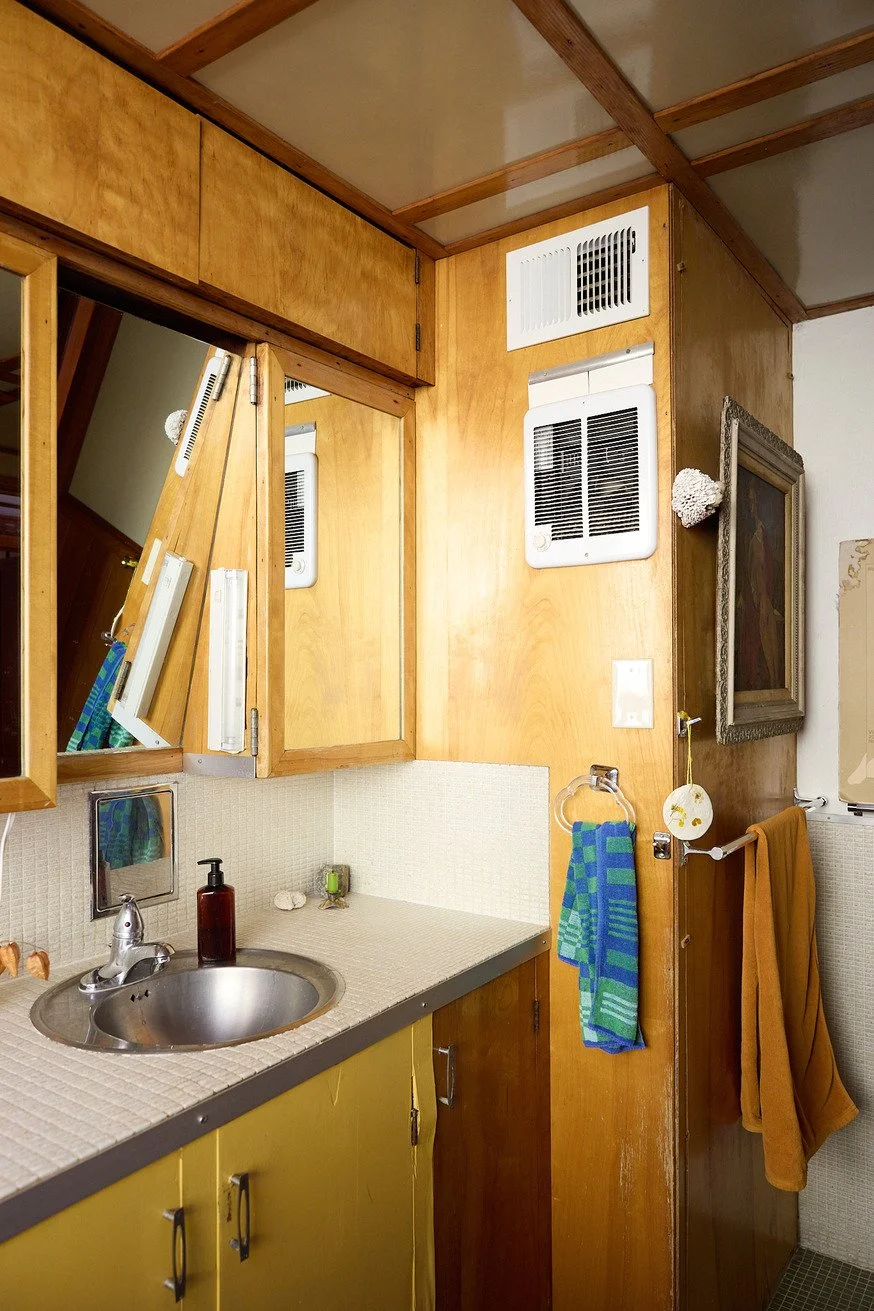 california-mid-century-modern-canyon-house-film-photo-shoot-location-hire-wall-wooden-angles.jpg