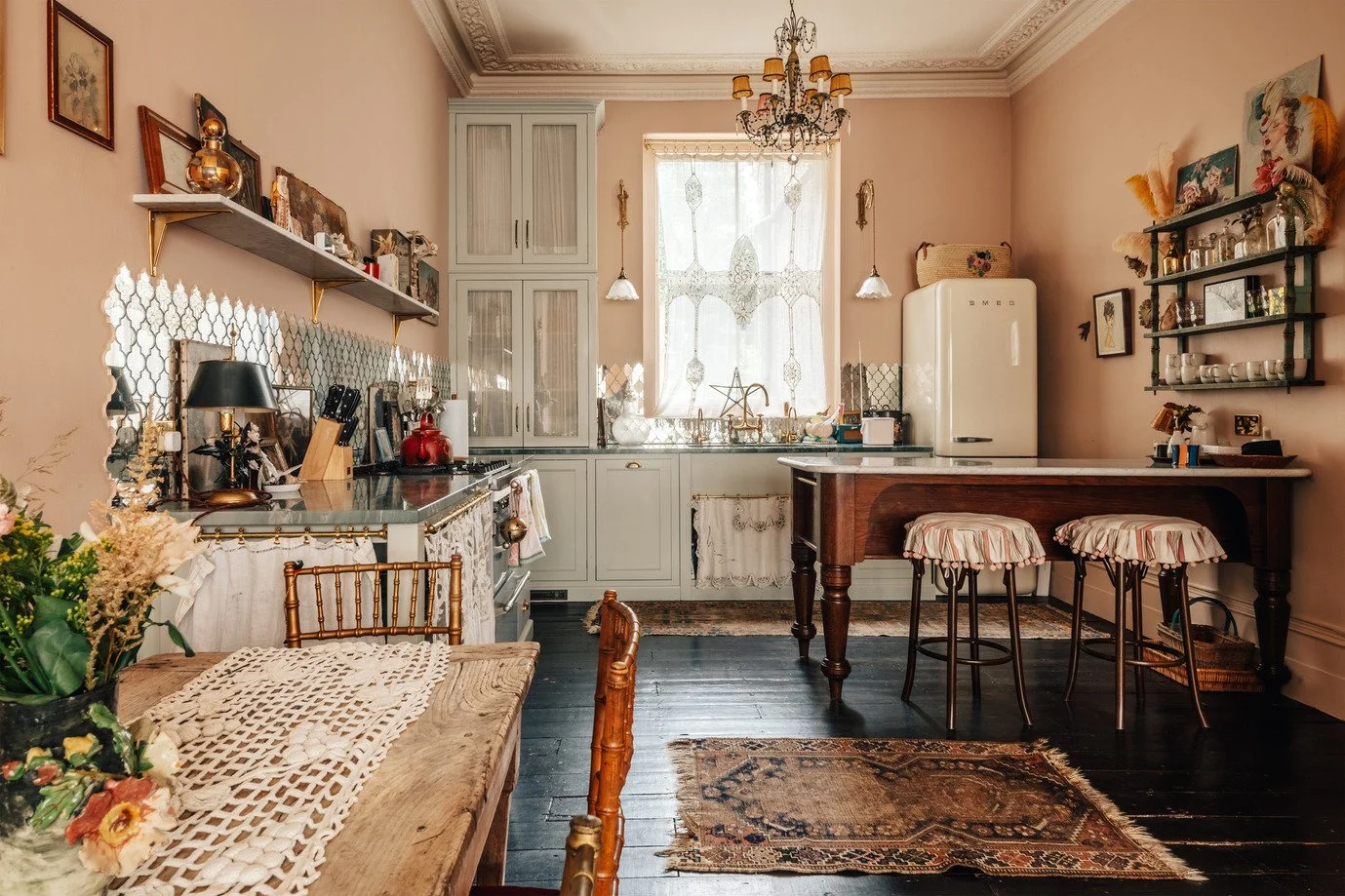 london-victorian-apartment-vintage-inspired-interior-design-film-photo-shoot-location-hire-kitchen.jpg