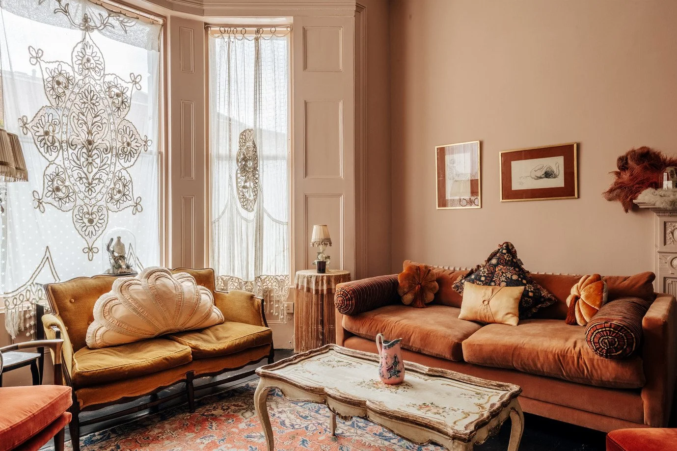 london-victorian-apartment-vintage-inspired-interior-design-film-photo-shoot-location-hire-lounge.jpg
