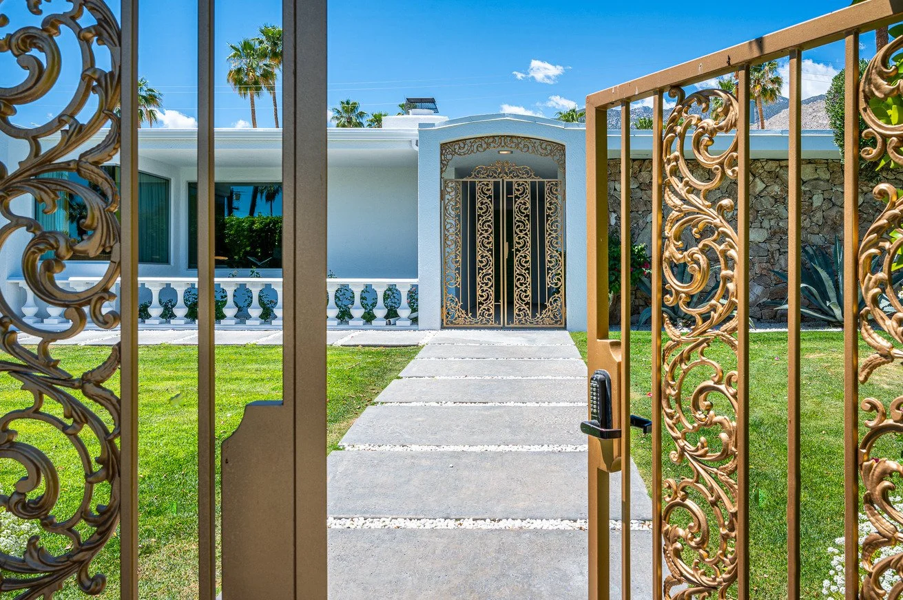 california-mid-century-modern-time-capsule-film-photo-shoot-location-hire-golden-gates.jpg