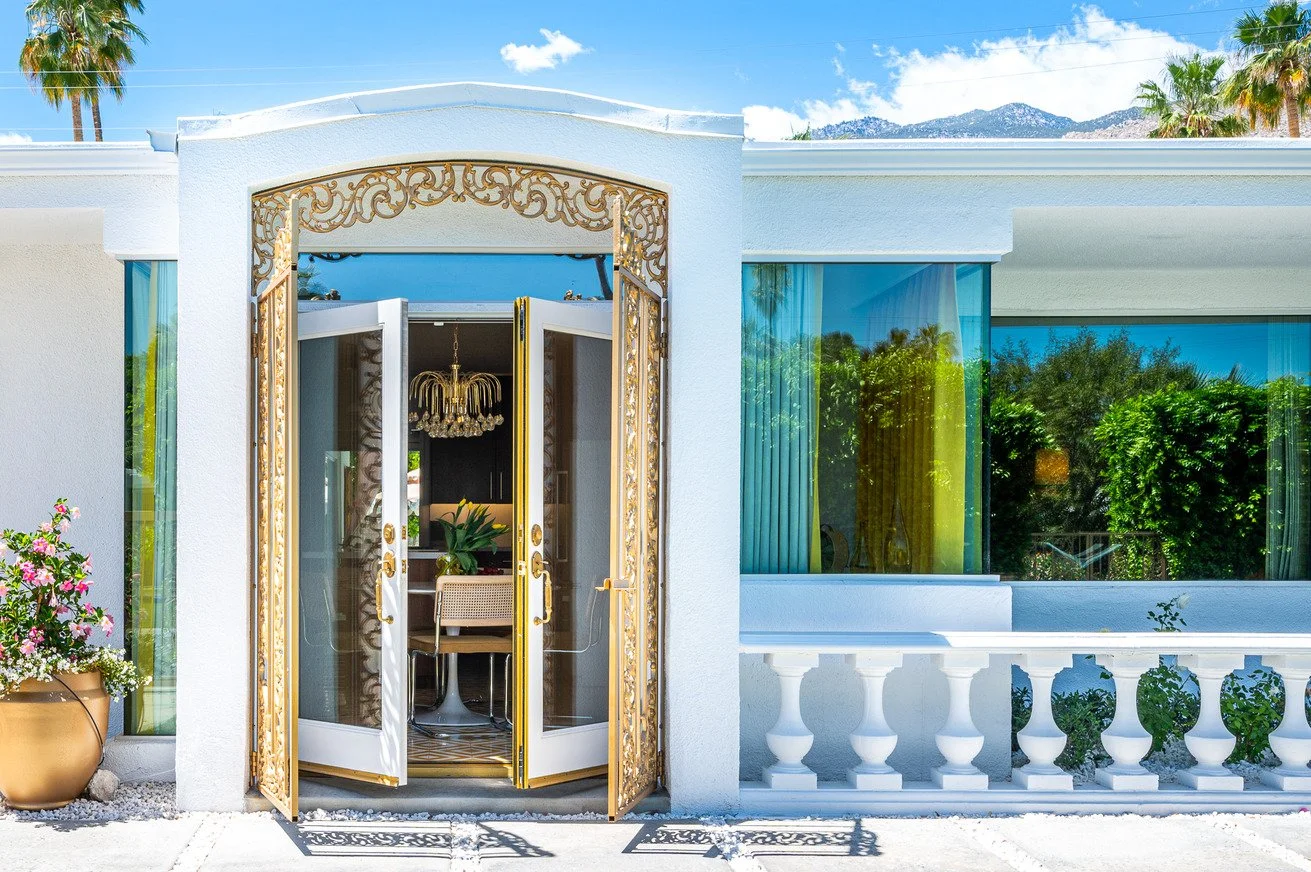 california-mid-century-modern-time-capsule-film-photo-shoot-location-hire-patio-doors.jpg
