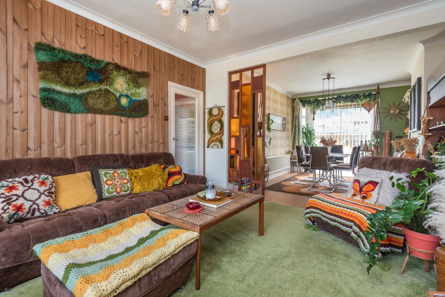 london-retro-1970s-mid-century-modern-home-film-photo-shoot-location-hire-brown-sofa.jpg