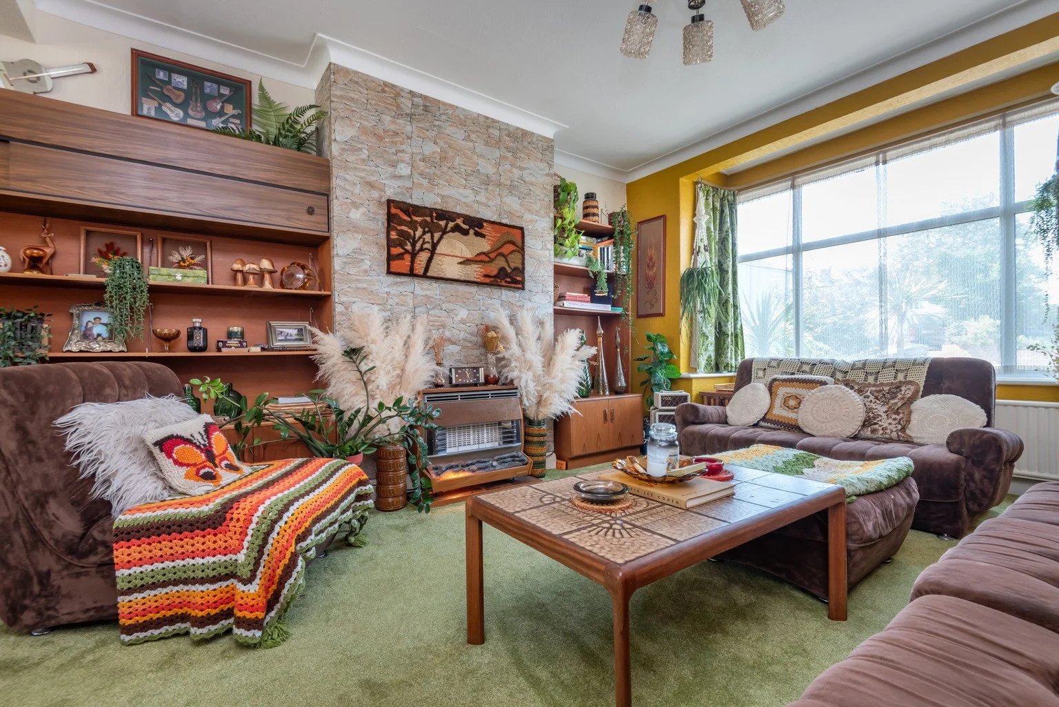 london-retro-1970s-mid-century-modern-home-film-photo-shoot-location-hire-fireplace.jpg