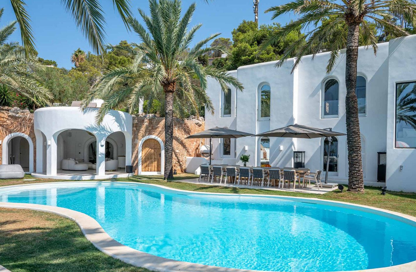 ibiza-modern-mediterranean-luxury-villa-film-photo-shoot-location-hire-patio-tables.jpg