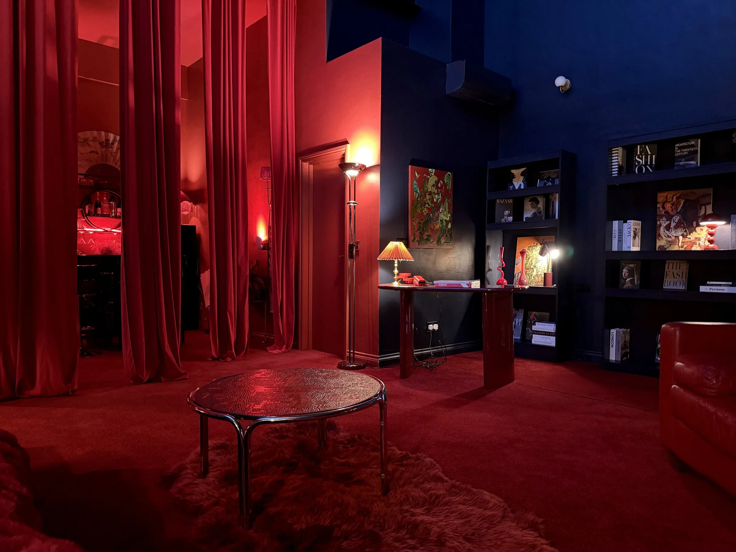 london-speakeasy-retro-designer-creative-studio-film-photo-shoot-location-hire-occasional-table.jpg