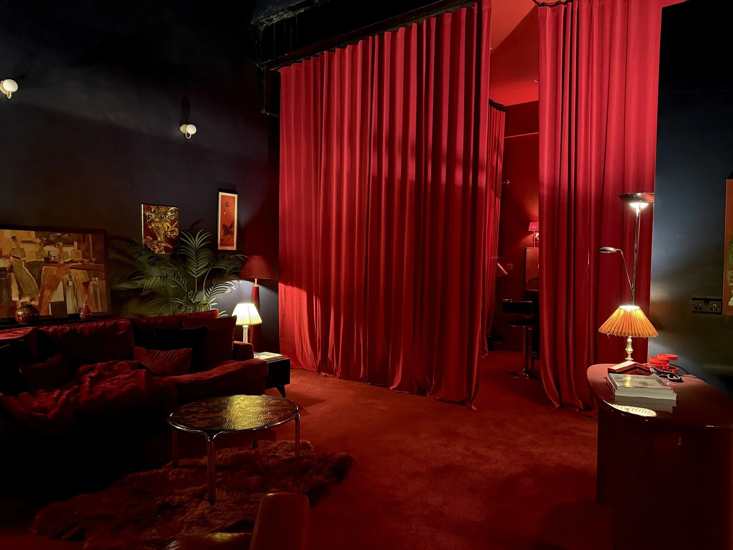 london-speakeasy-retro-designer-creative-studio-film-photo-shoot-location-hire-pictures.jpg