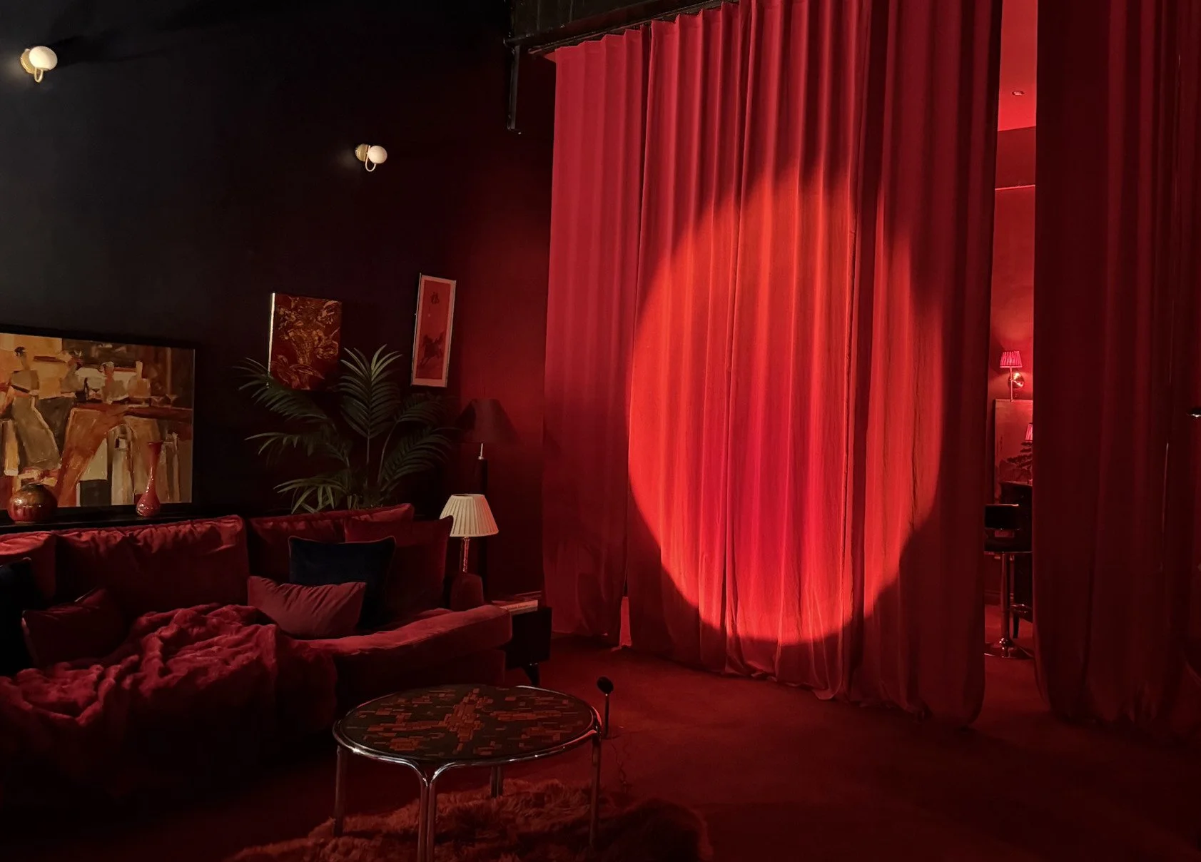 london-speakeasy-retro-designer-creative-studio-film-photo-shoot-location-hire-red-spotlight-pleated-curtains.jpg