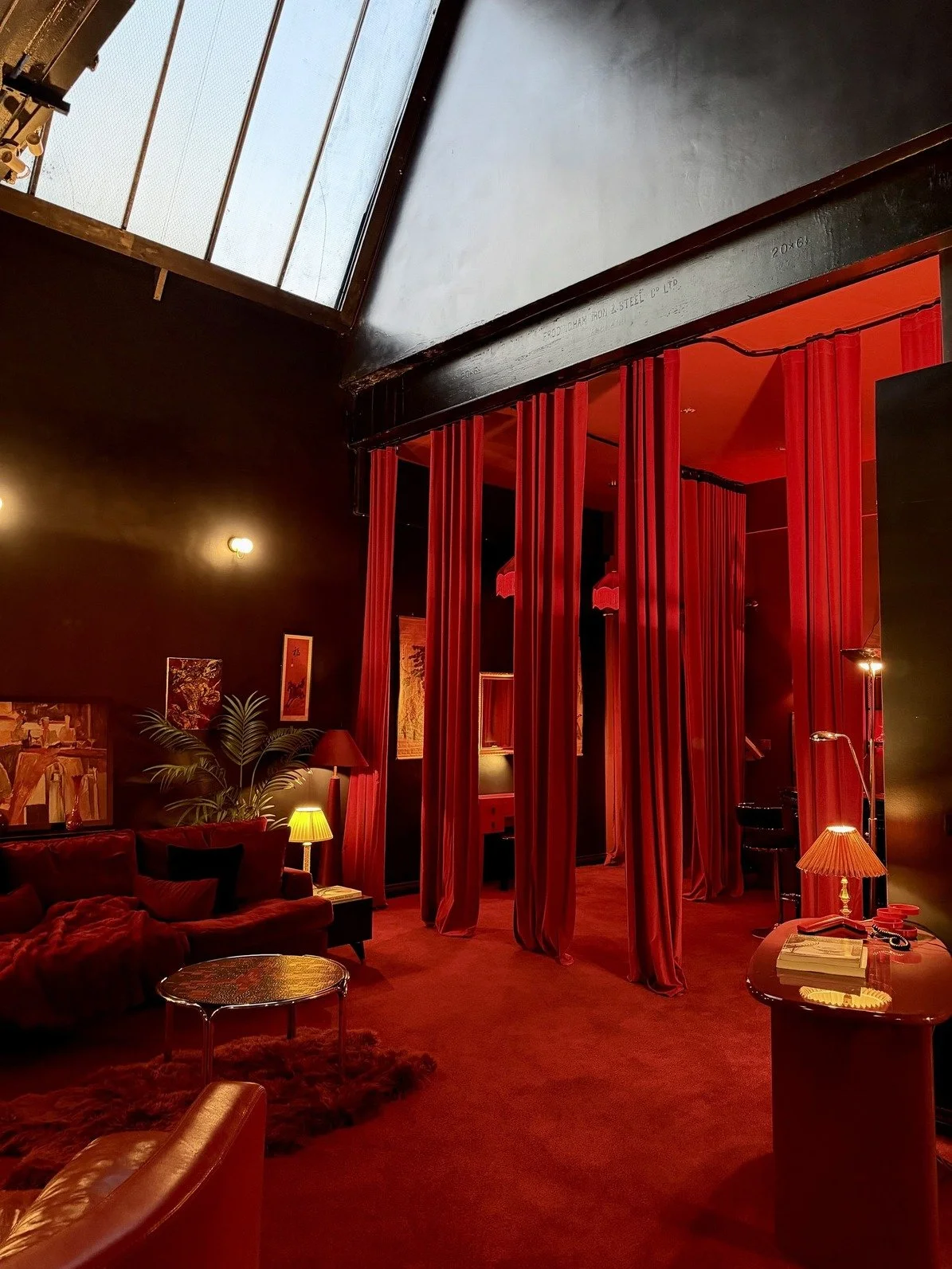 london-speakeasy-retro-designer-creative-studio-film-photo-shoot-location-hire-roof-windows.jpg