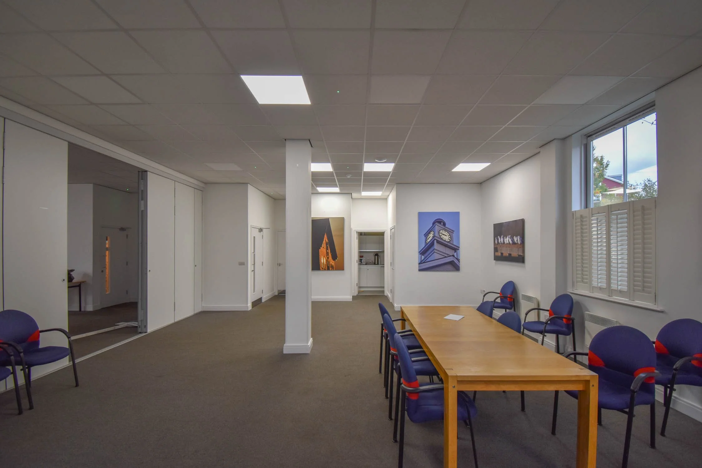 london-new-england-hamptons-american-film-photo-shoot-location-hire-office-space-walls.jpg