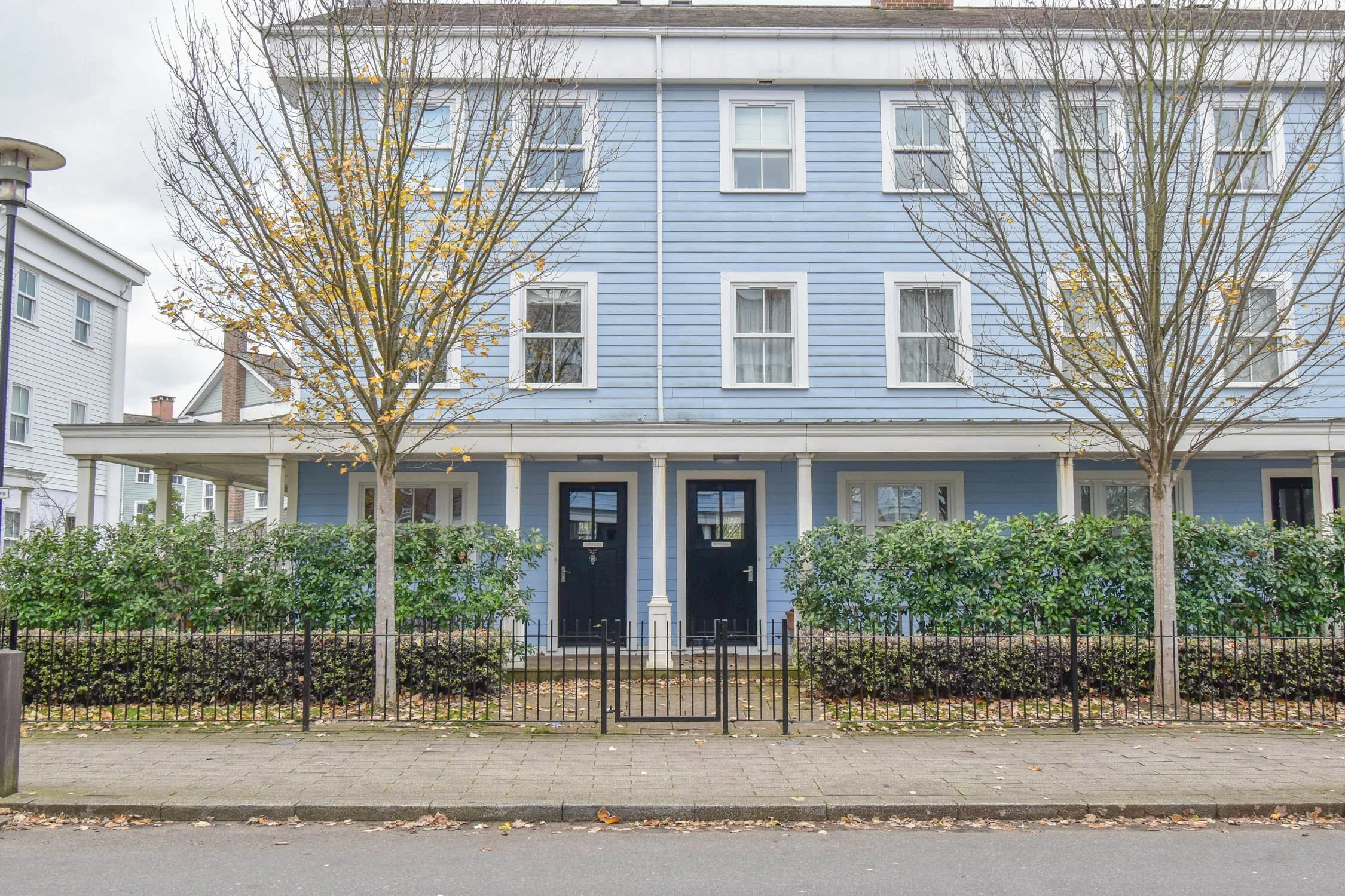 london-new-england-hamptons-american-film-photo-shoot-location-hire-pale-blue-weatherboard.jpg