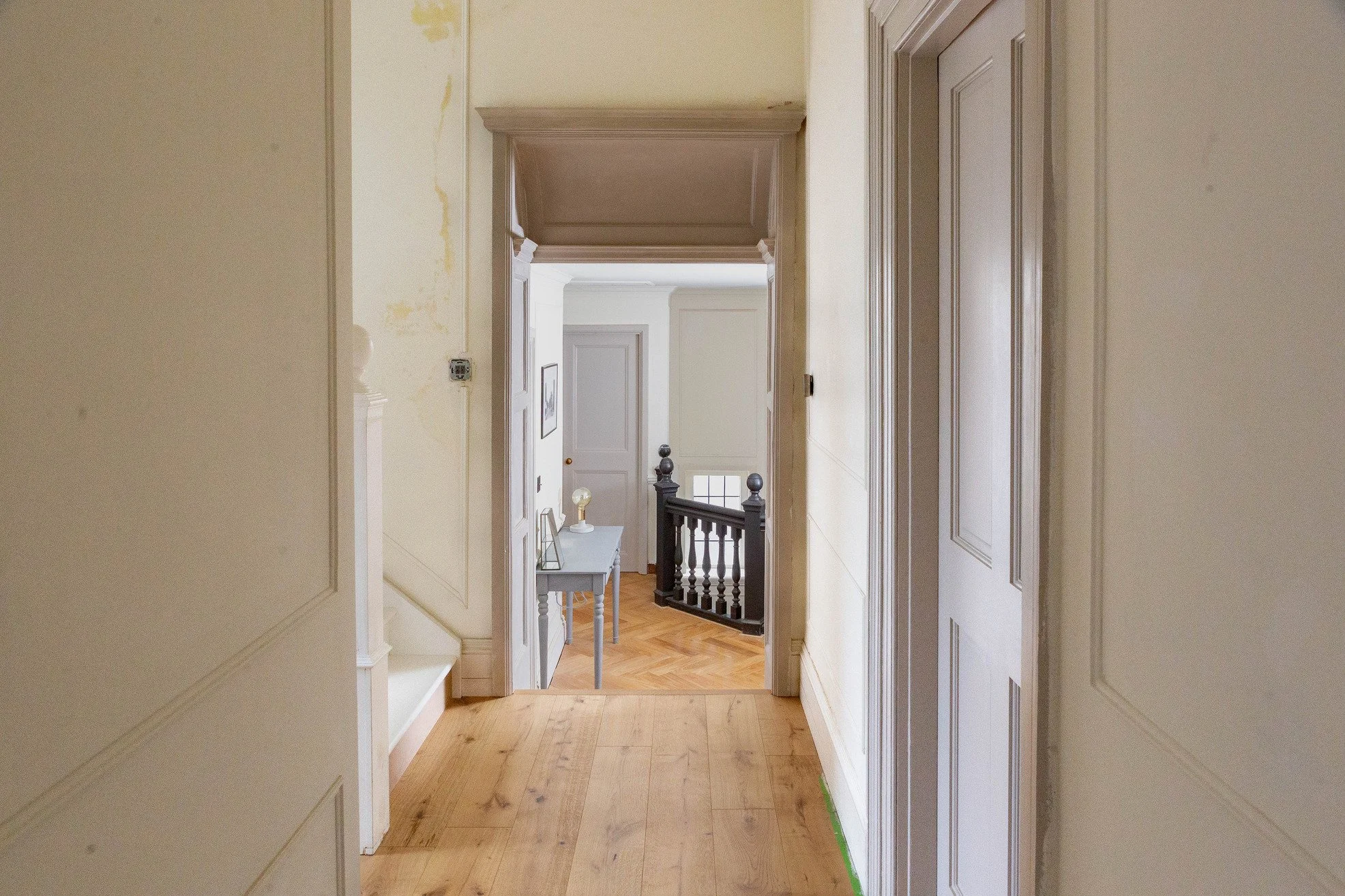 london-victorian-riverside-residence-film-photo-shoot-location-hire-landing-space.jpg