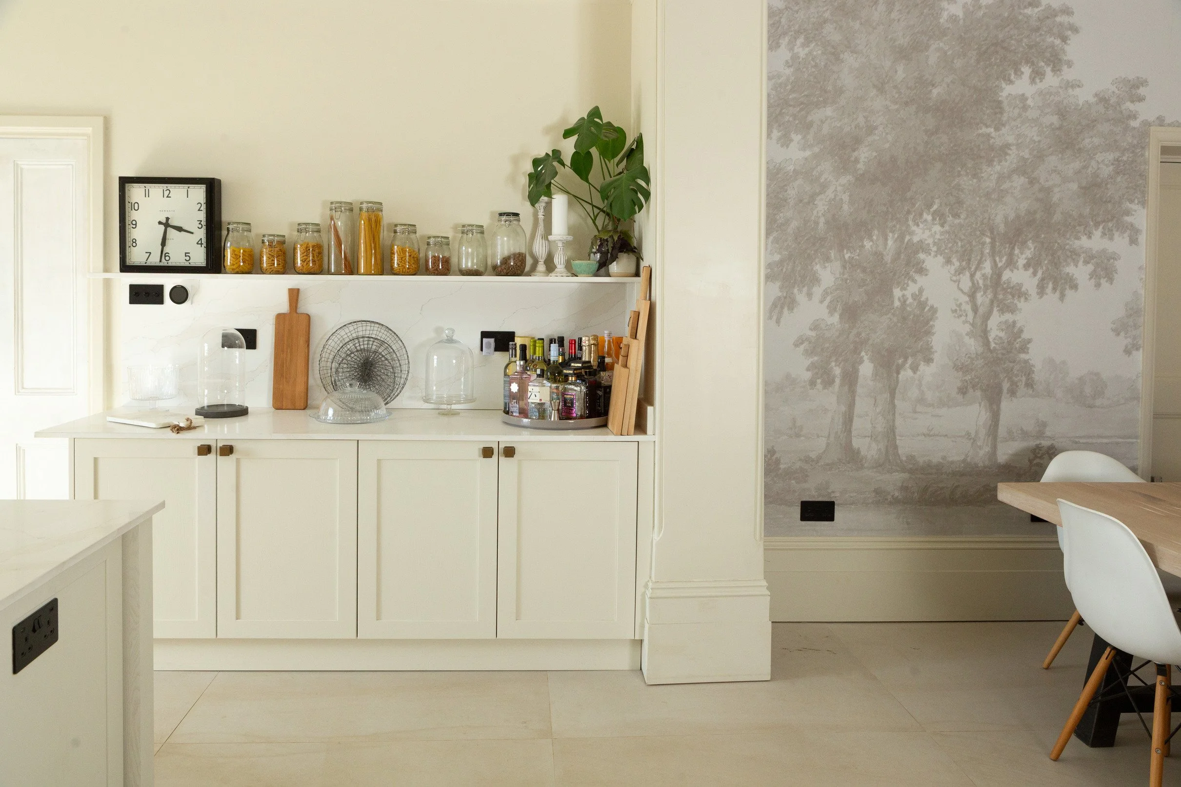 london-victorian-riverside-residence-film-photo-shoot-location-hire-white-kitchen-cabinets.jpg