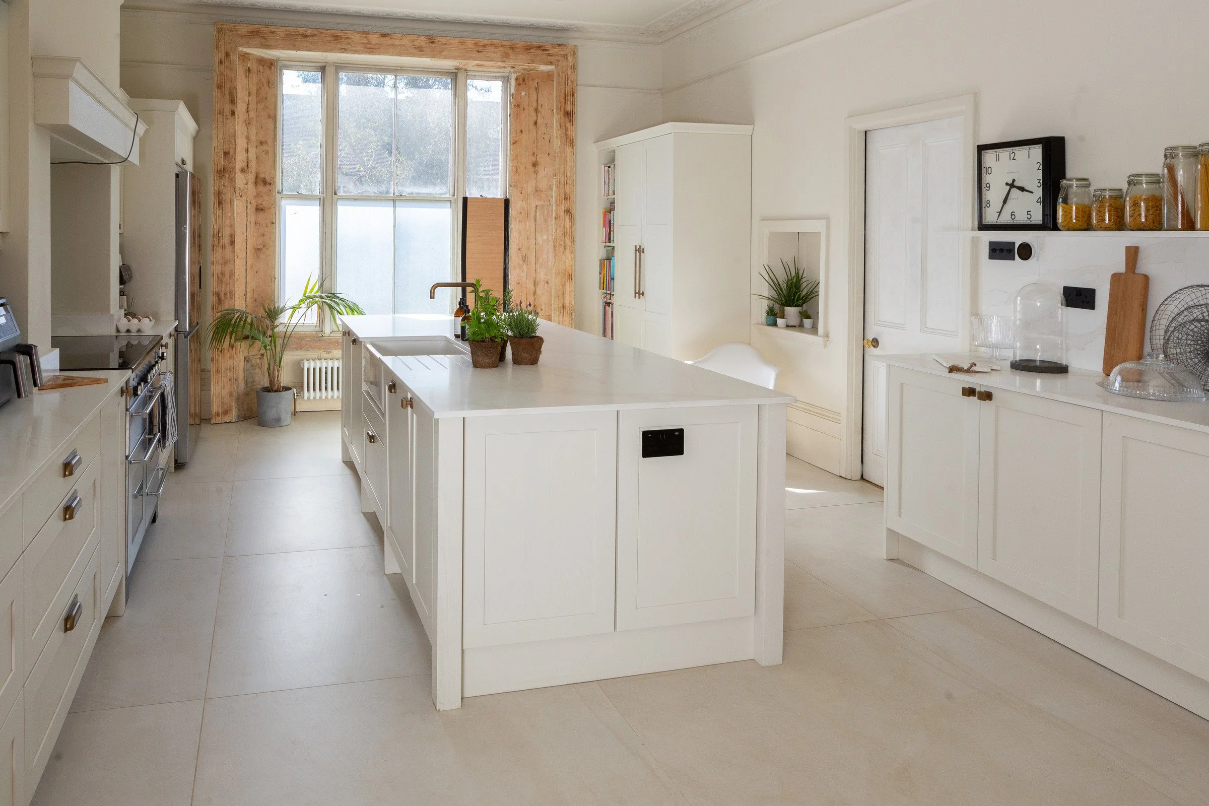 london-victorian-riverside-residence-film-photo-shoot-location-hire-white-kitchen-island.jpg