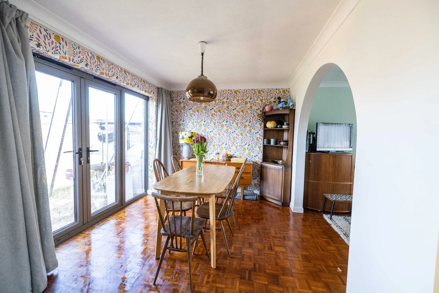 essex-1970s-suburban-house-retro-film-photo-shoot-location-hire-dining-room-table.jpg