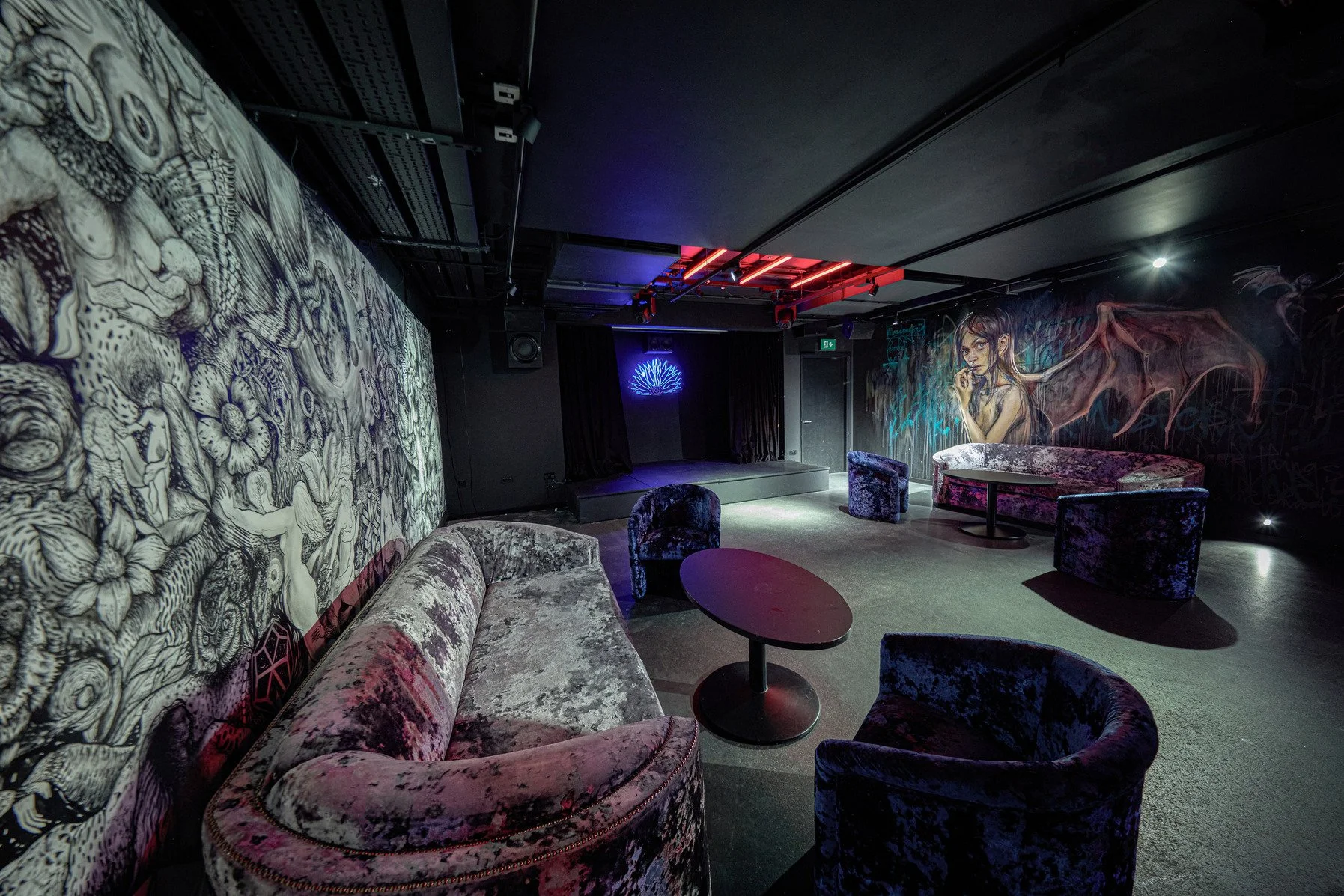 london-luxury-boutique-hotel-film-photo-shoot-event-location-hire-theatre-sofas.jpg