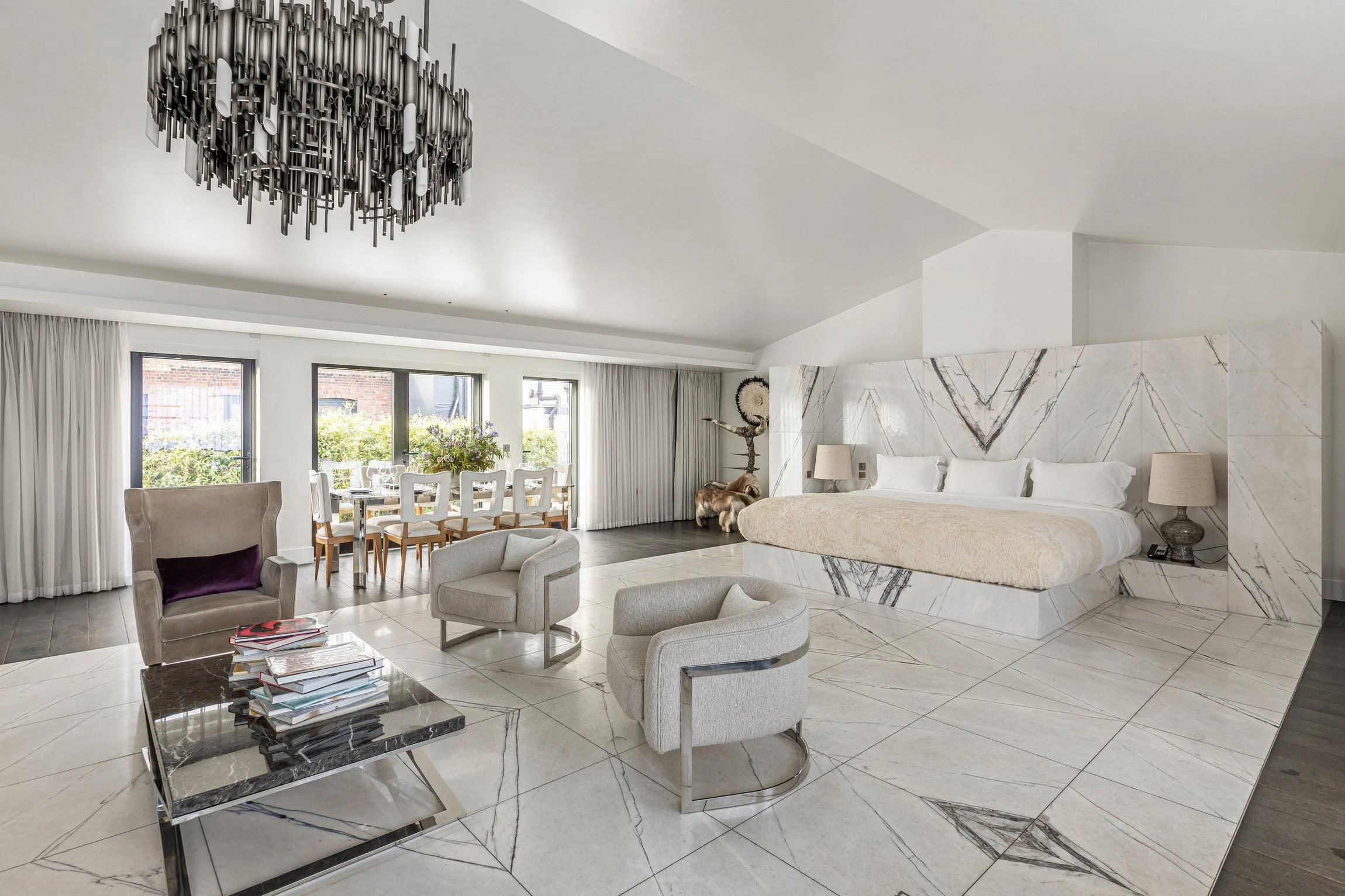 london-luxury-boutique-hotel-film-photo-shoot-event-location-hire-penthouse-01-white-furniture.jpg